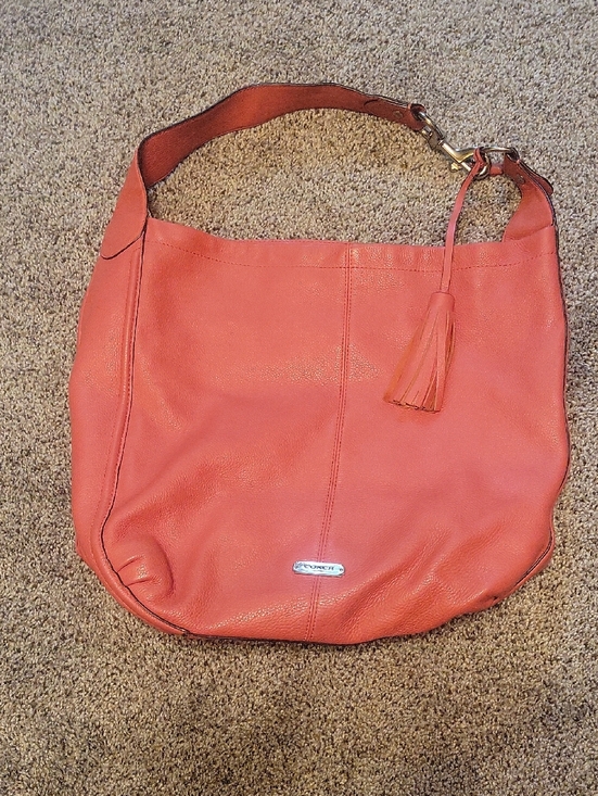 Coach Handbags - Vintage Coach Avery Hobo Purse